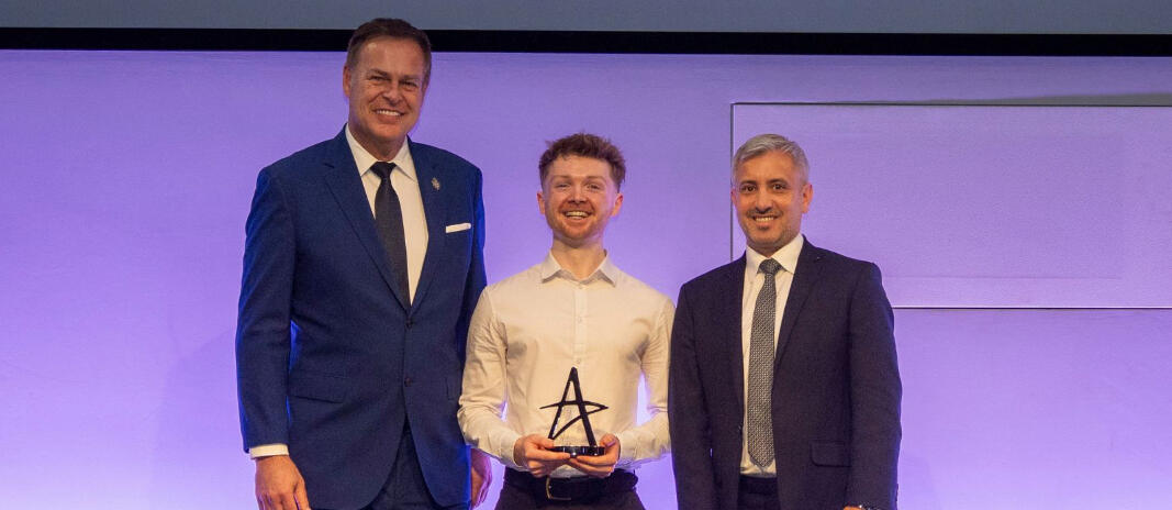 Liam Harte receiving a national entrepreneurship award